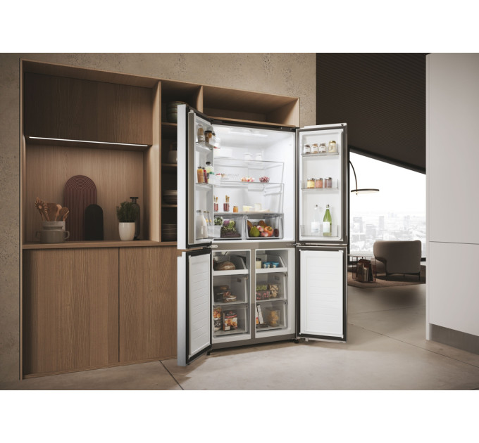 Haier Холодильник Haier HCR3818ENMM