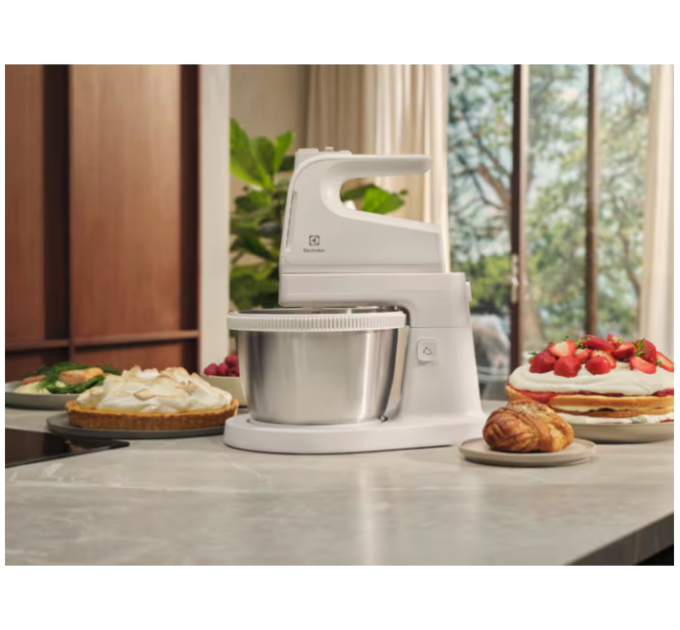 Electrolux Стаціонарний міксер Electrolux ESM4W