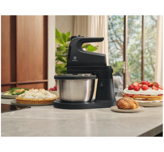 Electrolux Стаціонарний міксер Electrolux ESM4B