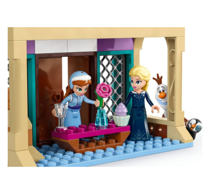 Конструктор LEGO Disney Princess Замерзлий замок в королівстві Ерендел (43265)