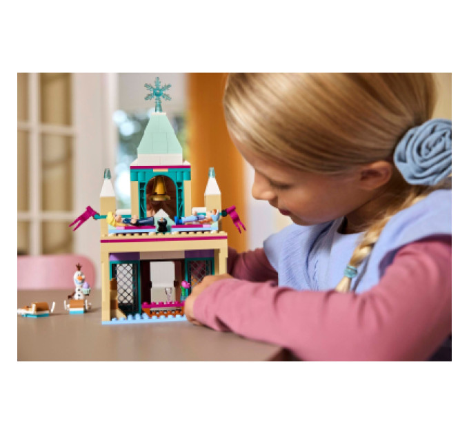 Конструктор LEGO Disney Princess Замерзлий замок в королівстві Ерендел (43265)