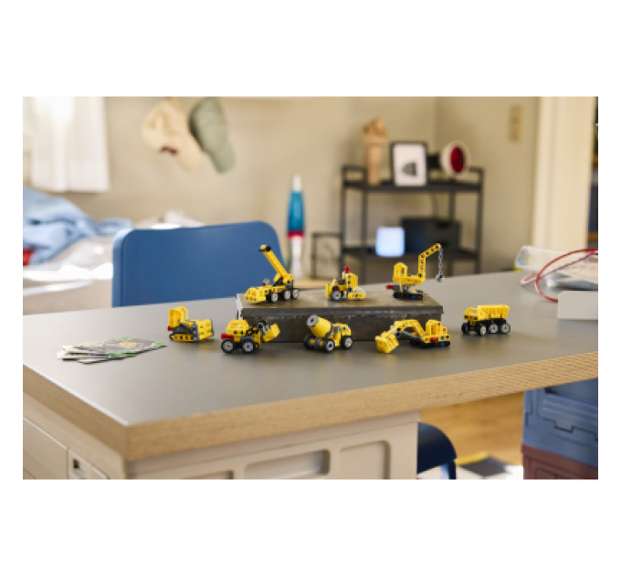 Конструктор LEGO Technic Потужні машини (42233)