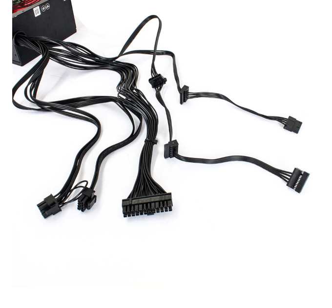 Блок живлення GameMax GM-700B (700 Вт)