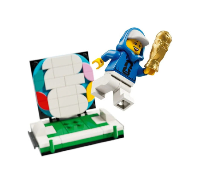 LEGO Конструктор LEGO Editions Football Офіційний трофей чемпіонату світу з футболу FIFA (43020-)