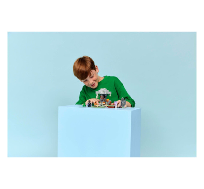 LEGO Конструктор LEGO Minecraft Блідий сад (21586)