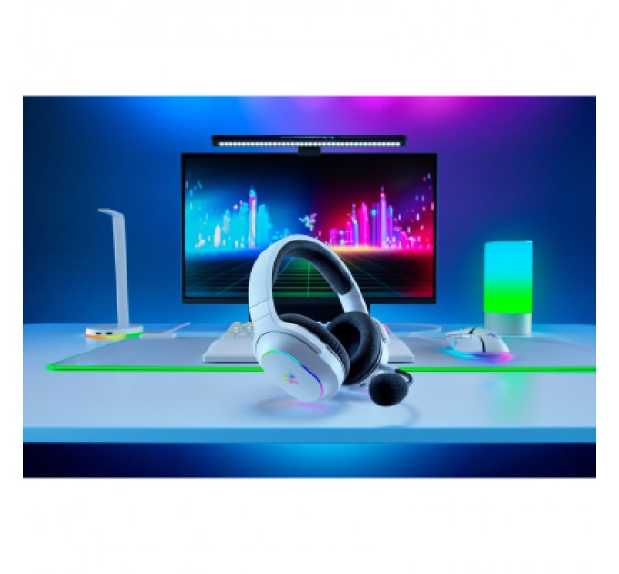 Razer Навушники Razer Barracuda X Chroma White (RZ04-05220200-R3M1)