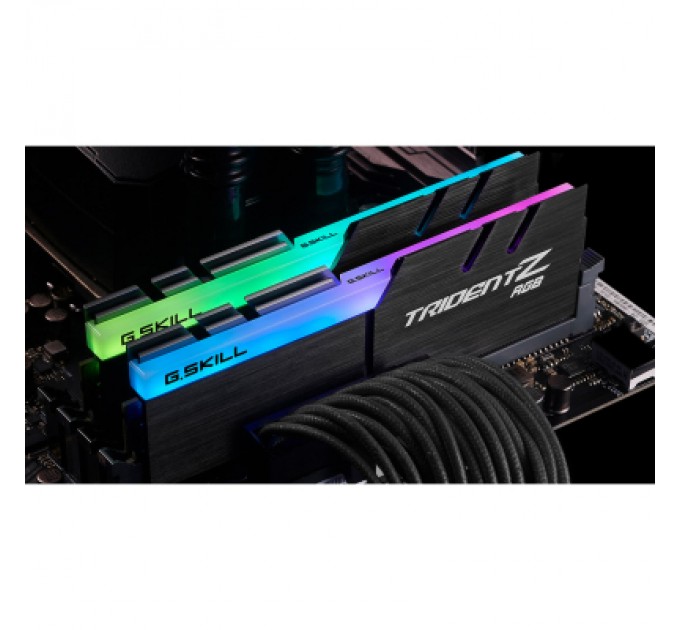 G.Skill Модуль пам'яті для комп'ютера DDR4 64GB (2x32GB) 4400 MHz Trident Z RGB G.Skill (F4-4400C19D-64GTZR)
