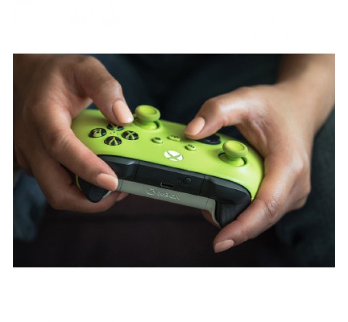 Геймпад Microsoft Wireless Electric Volt (QAU-00022)