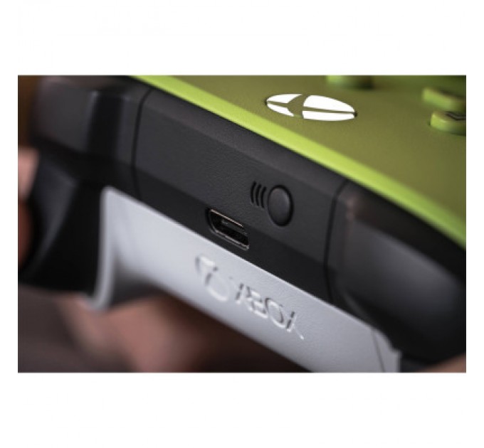 Геймпад Microsoft Wireless Electric Volt (QAU-00022)