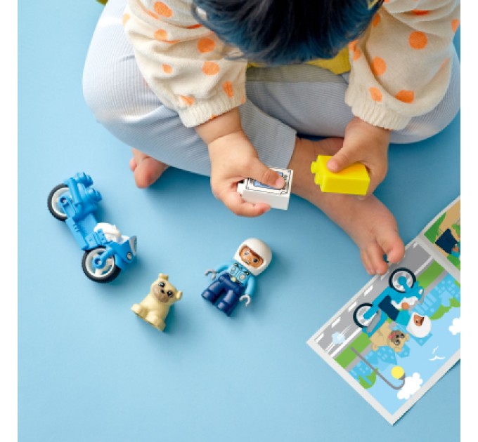 LEGO Конструктор LEGO DUPLO Town Поліцейський мотоцикл 5 деталей (10967)