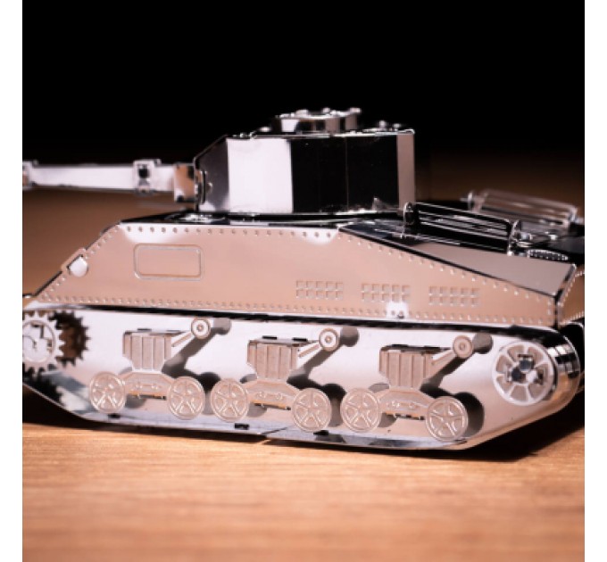 Metal Time Конструктор Metal Time колекційна модель M4 Sherman (MT070)