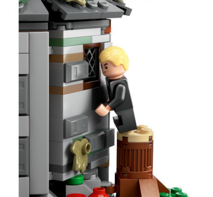 LEGO Конструктор LEGO Harry Potter Хатинка Геґріда: Несподівані гості 896 деталей (76428)