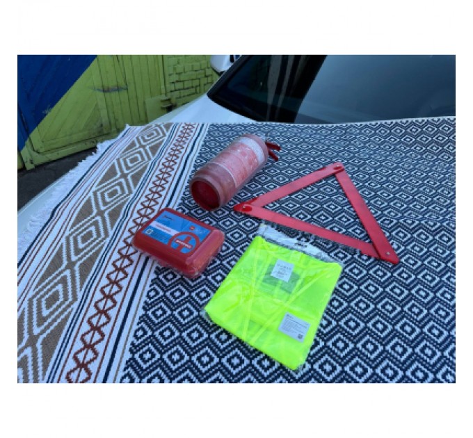 Poputchik Набір техдопомоги Poputchik з вогнегасником ВП-2 "Економічний" (ВП-2+Знак+Аптечка+Жилет) (33-017-IS)