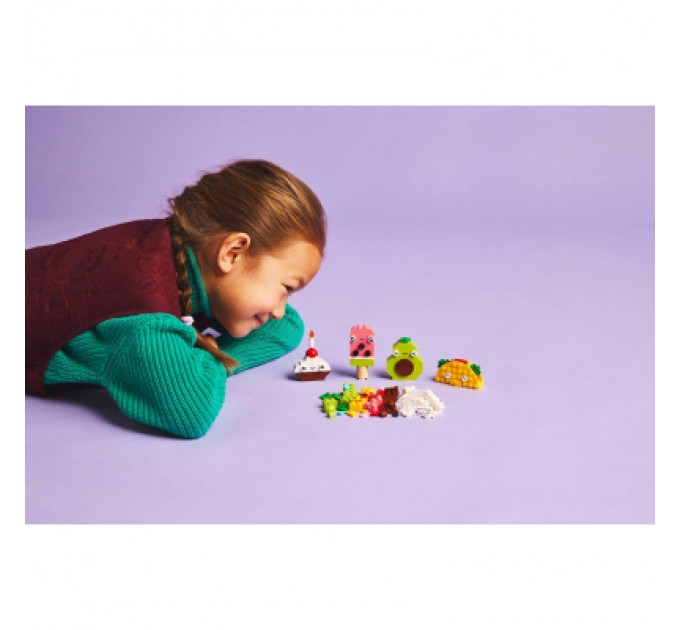 LEGO Конструктор LEGO Classic Творчі друзі з їжею (11039)