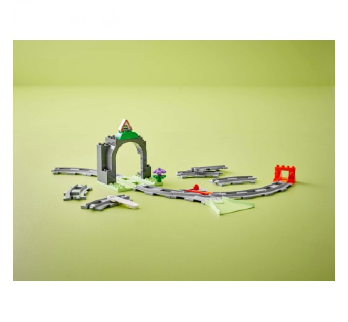 Конструктор LEGO DUPLO Town Додатковий набір. Залізничний тунель і колії (10425)