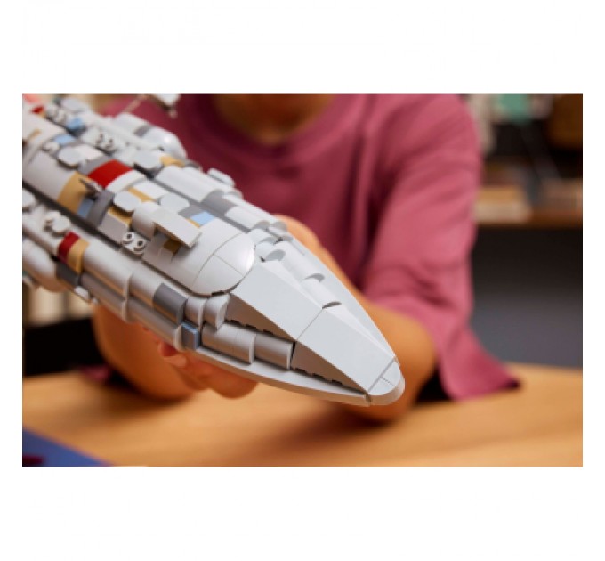 LEGO Конструктор LEGO Star Wars Зоряний крейсер Дім один (75405)