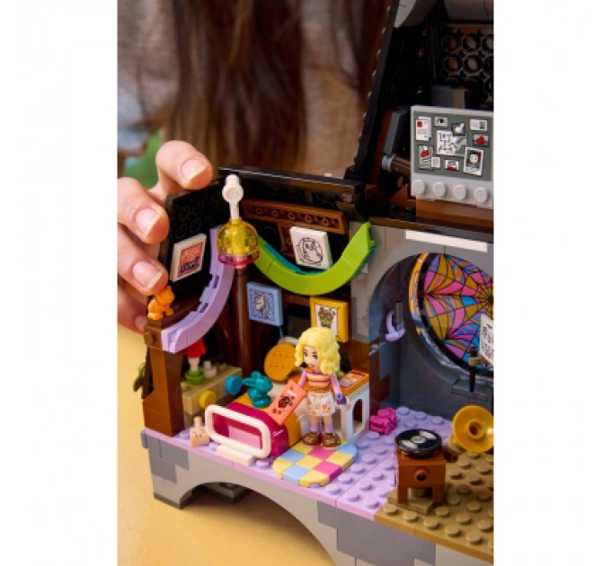 LEGO Конструктор LEGO Wednesday Кімната Венздей та Енід (76781)