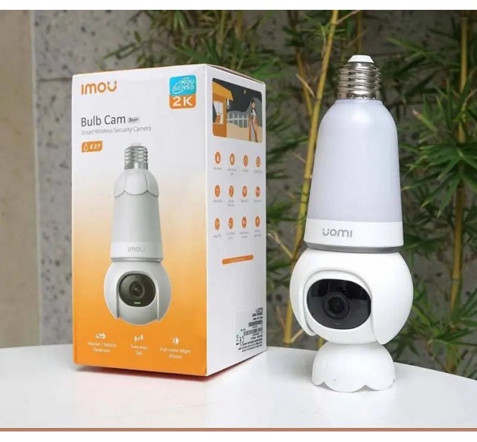 IP камера-лампочка Imou IPC-S6DP-5M0WEB-E27