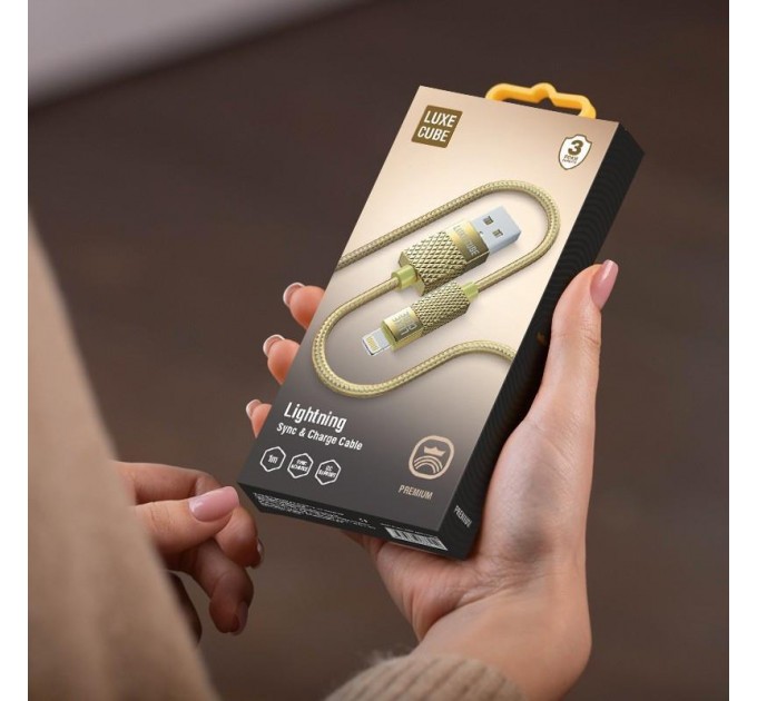 Кабель Luxe Cube Premium USB - Lightning (M/M), 1 м, золотистий (8886668686150)