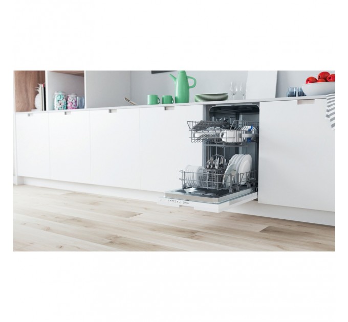 Indesit Вбудована посудомийна машина Indesit DSIE 2B10