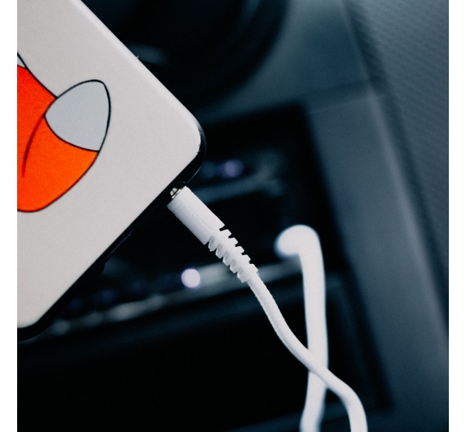 Xqisit Кабель Xqisit Audio Cable 3.5 мм - 3.5 мм (M/M), 1.2 м, White (4029948026954)