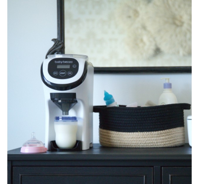 Baby Brezza Машина для приготування дитячої суміші Baby Brezza Formula Pro Mini (FRP0079)