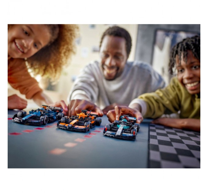 LEGO Конструктор LEGO Speed Champions Автомобіль для перегонів McLaren F1 Team MCL38 (77251)