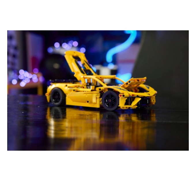 LEGO Конструктор LEGO Technic Chevrolet Corvette Stingray (42205)