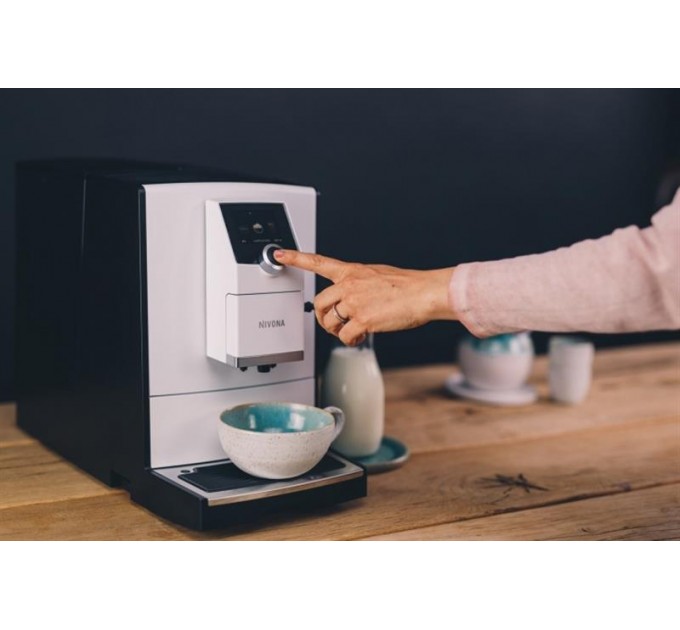 Nivona Кавомашина Nivona CafeRomatica NICR 796