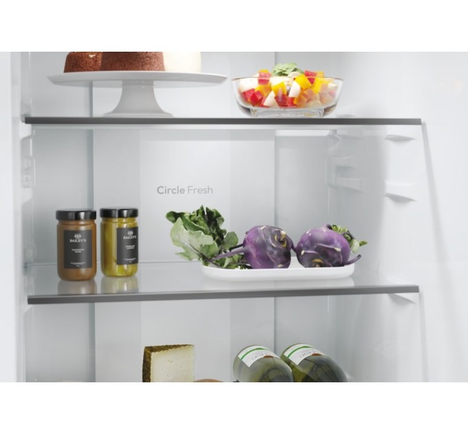 Candy Холодильник Candy CNCQ2T518EW