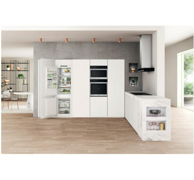 Whirlpool Холодильник Whirlpool WHC18 T573