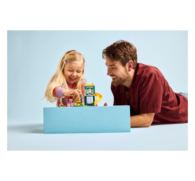 LEGO Конструктор LEGO Bluey Веселощі з Блуї та Хлоєю на ігровому майданчику (11201)