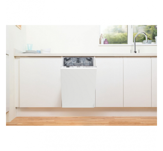 Indesit Вбудована посудомийна машина Indesit DSIC 3M19