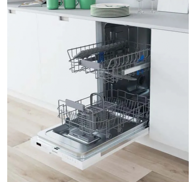 Indesit Вбудована посудомийна машина Indesit DSIC 3M19