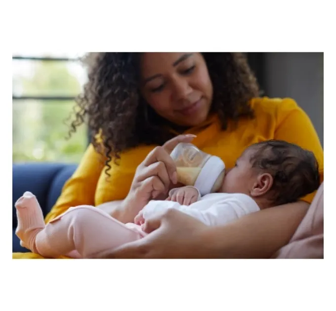 Philips AVENT Набір для годування новонароджених Philips AVENT Natural Природний Потік пляшечка 125 мл + пустушка Ultra Air 0-6 міс (SCD837/10)