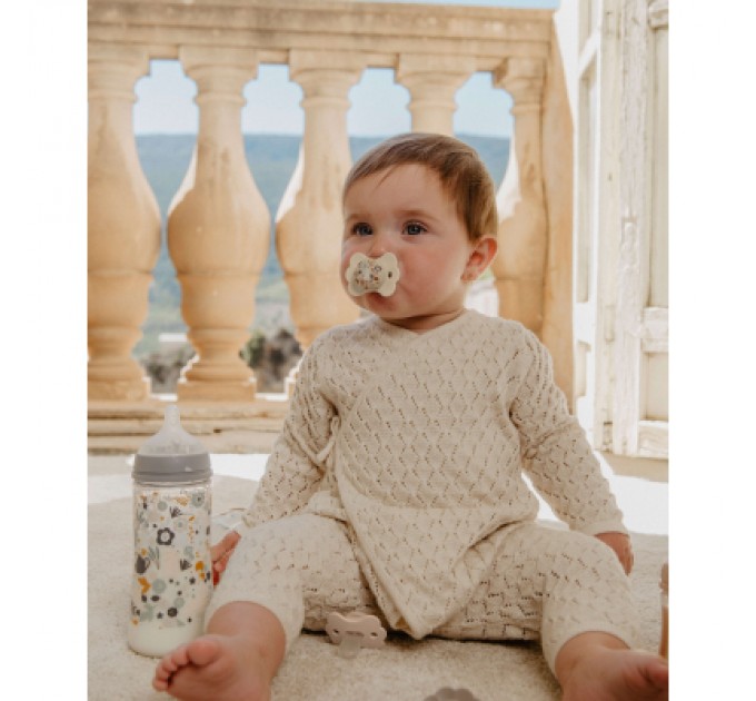 Пустушка Suavinex Wonderland у формі метелика, 0-6 міс. бежева з малюнком (308771)