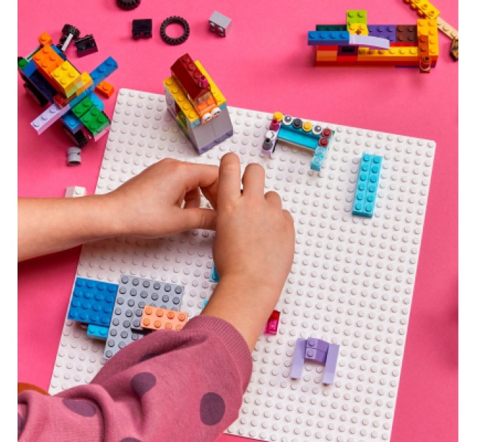 Конструктор LEGO Classic Базова пластина білого кольору (11026)