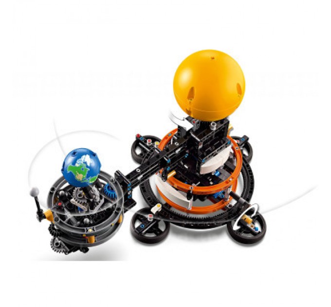 Конструктор LEGO Technic Земля та Місяць на орбіті 526 деталей (42179)