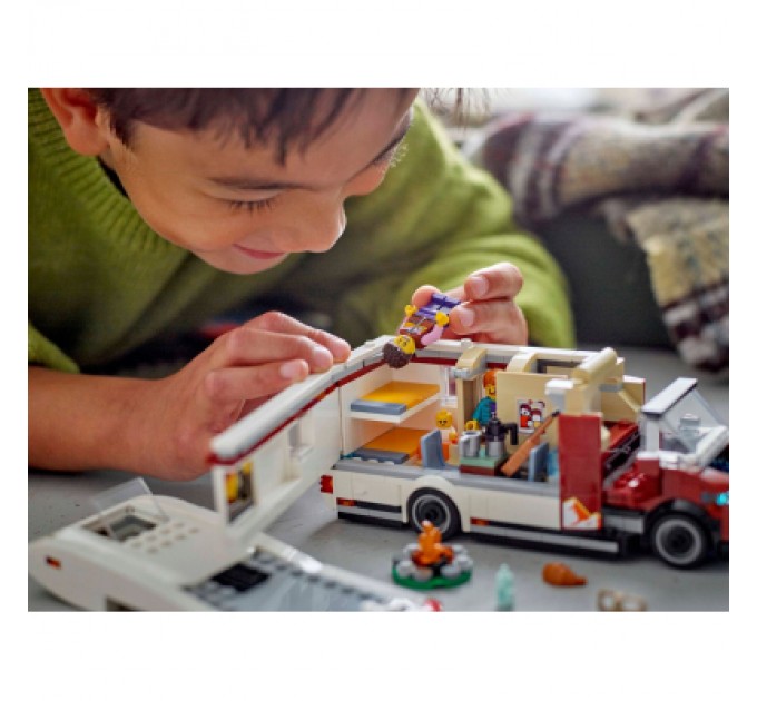 Конструктор LEGO City Пригодницький будинок на колесах для відпустки (60454)