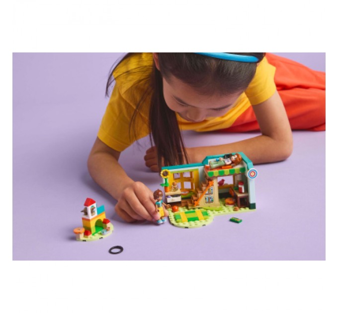 Конструктор LEGO Friends Кімната Отом (42646)