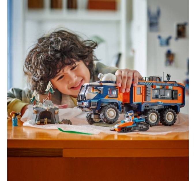 Конструктор LEGO City Арктична дослідна вантажівка з науковою лабораторією (60471)