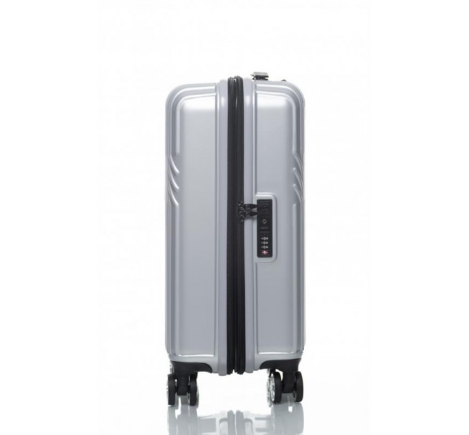 Sumdex Чемодан Sumdex 20" (SWRH-720 MS) серебристый