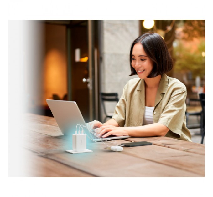 D-Link Зарядний пристрій D-Link 2xUSB-C + 1xUSB-A 65W GaN white (DCP-651)