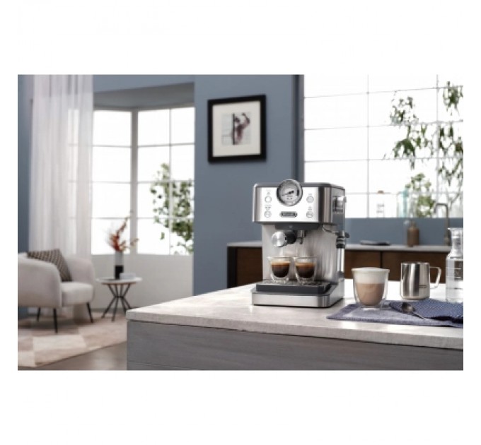 DeLonghi Ріжкова кавоварка еспресо DeLonghi EM 450 M